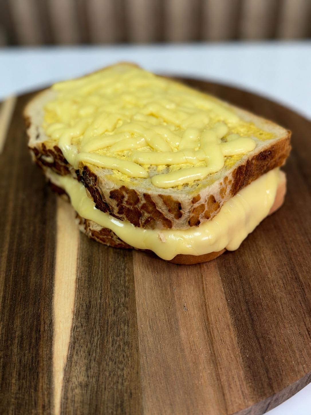 Cheesy Toastie 