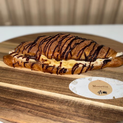 Yummy Nutella & Banana Croissant 